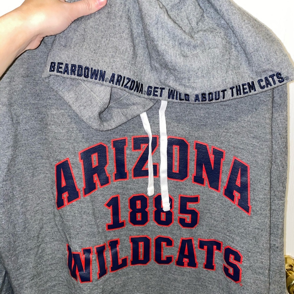 VS PINK GAME DAY ARIZONA HOODIE 🐯